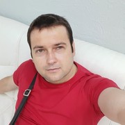  ,  Vitalie, 41