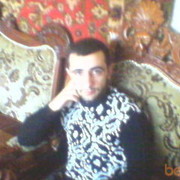  ,  Davit, 36