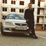  ,   Igor, 29 ,   