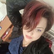  ,  Elena, 39