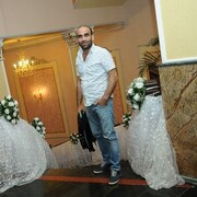  ,   Ali, 44 ,     , c 