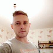  ,   Denis, 33 ,   ,   