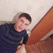 ,   Kostia, 32 ,   