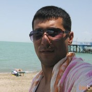  ,  Xasan, 42