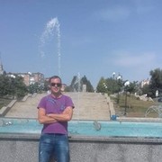  ,   Yevhenii, 40 ,   ,   , c , 