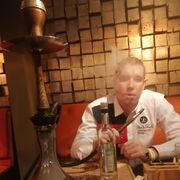  ,  Dima, 26