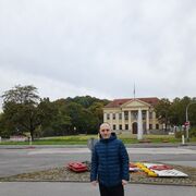  Bochum,   , 37 ,   ,   , c 