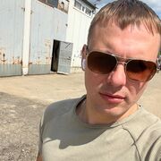  ,   Denis, 33 ,   ,   , 