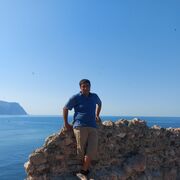 ,   Sarkis, 42 ,   ,   , c 