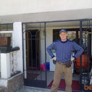  ,   Viktor, 54 ,   