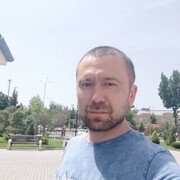  ,  Timur, 37