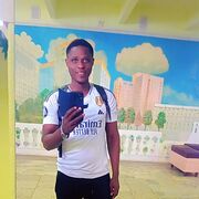  ,   Aymeric, 32 ,   ,   