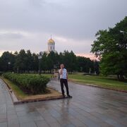  ,   Hayk, 35 ,   ,   