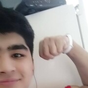  ,  Amir, 25