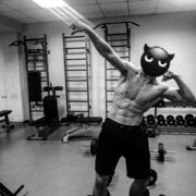  ,   Armen, 29 ,   ,   
