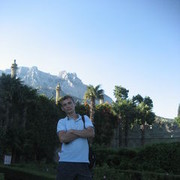  ,   Viktorr, 44 ,  
