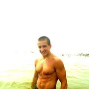 ,  Romka, 32
