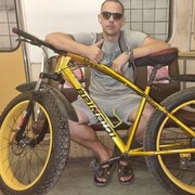  ,   Mikhail, 38 ,   ,   , c , 