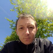  ,   Maksim, 37 ,   c 