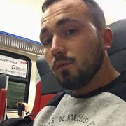  ,  Alex, 31