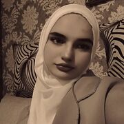 ,   Fatimat, 18 ,   ,   