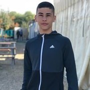  ,  Ron, 24