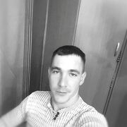  ,   West, 32 ,   ,   