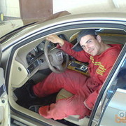  ,   Viktor, 37 ,  