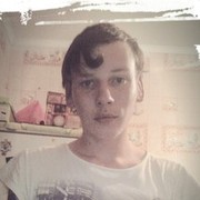  ,  Denni, 29