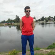  ,   Viktor, 49 ,   c 