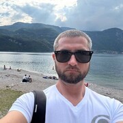 ,  Vitalii, 37