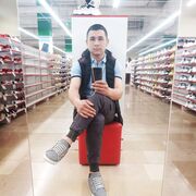   ,  Dima, 25