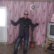  ,   Stas, 32 ,   