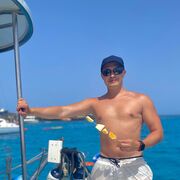  Essen,   , 37 ,     , c 