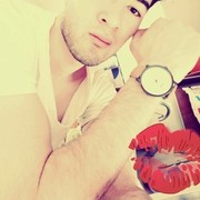  ,  Avazjon, 32
