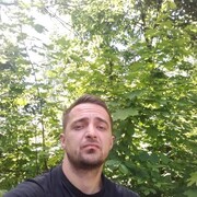  ,   Stark, 32 ,   c 