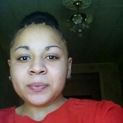  ,   Lisa, 29 ,   ,   