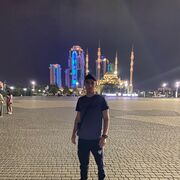  ,   Azik, 28 ,   ,   , c , 