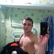  ,  Alex, 37