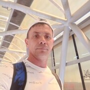  ,   Artur, 43 ,   ,   