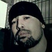  ,  Bek, 35