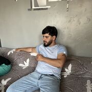  ,  Hayk, 27