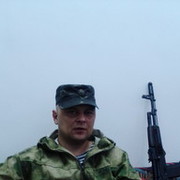  ,   Viktor, 47 ,  