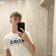  ,   Nikita, 19 ,   ,   , 