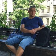  ,  Janis, 28