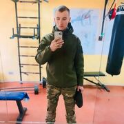  ,  Andrey, 25
