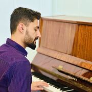  ,   Khan, 26 ,   ,   , c , 