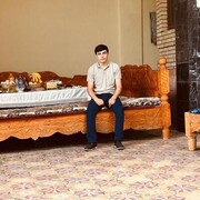  ,   Erik, 28 ,   ,   
