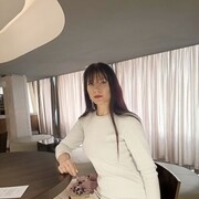  ,   Lara, 42 ,   