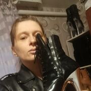  , 